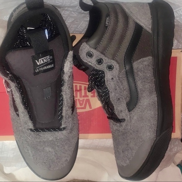 💟VANS ULTRARANGE HIGHT TOP PEAT/BLACK HAIRY SUEDE/CANVAS BRAND NEW - Picture 2 of 16